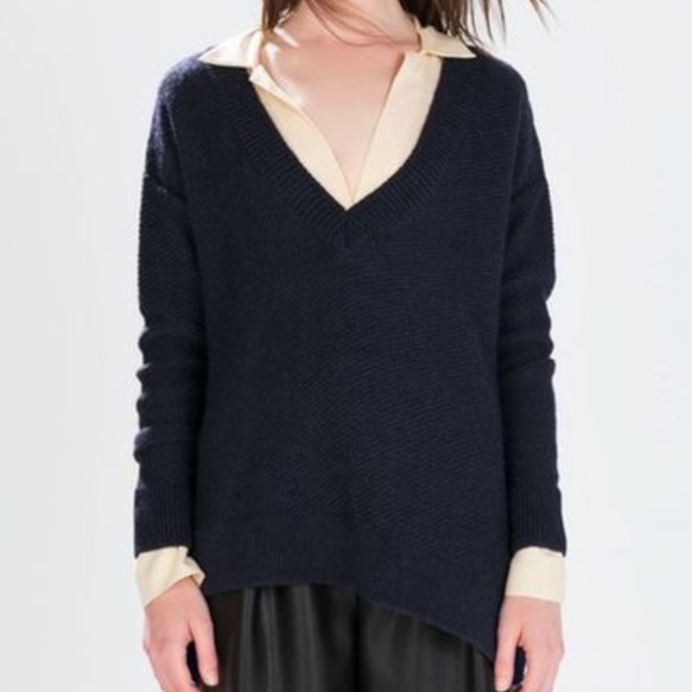 Zara Knit Italian yarn deep v neck sweater